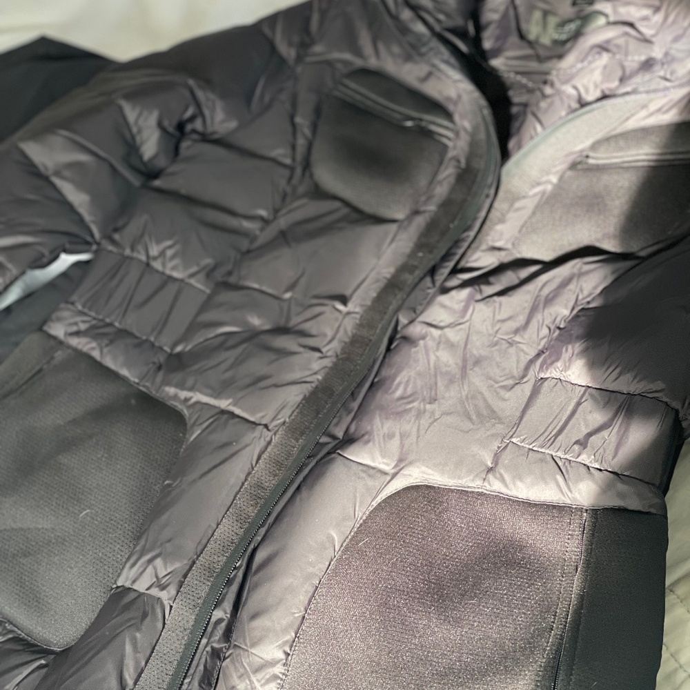 Platinum equestrian puff jacket